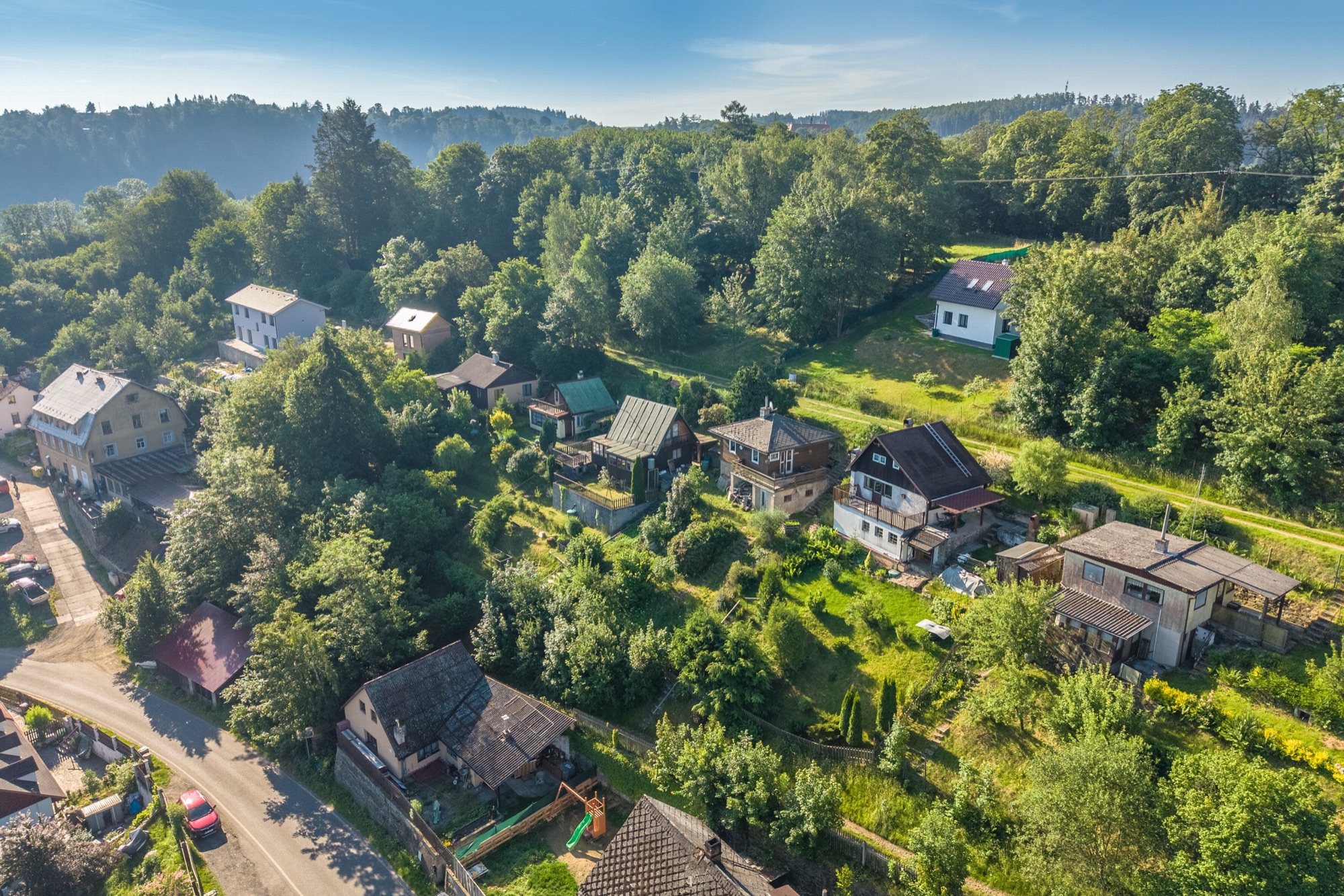 Chata 2+1 na skále nad Ledečkem - výhled do údolí Sázavy - fotografie 10